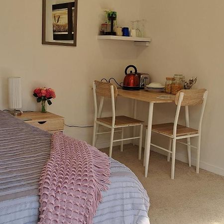 15 On Wards Bed & Breakfast Greytown Exterior photo
